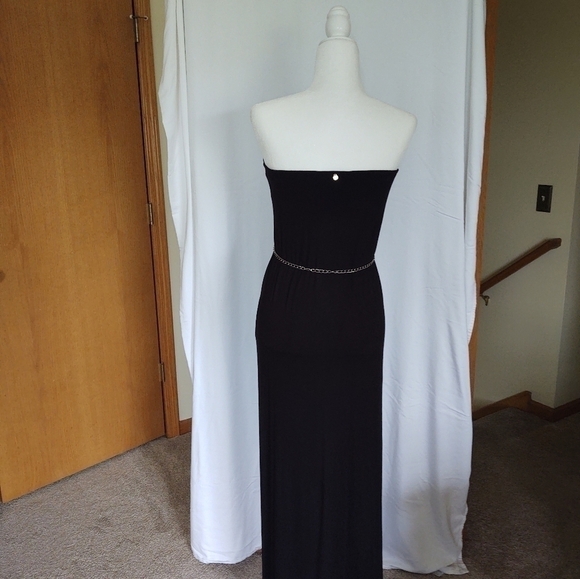 Black maxi dress with beading from t- bag's - Picture 5 of 9